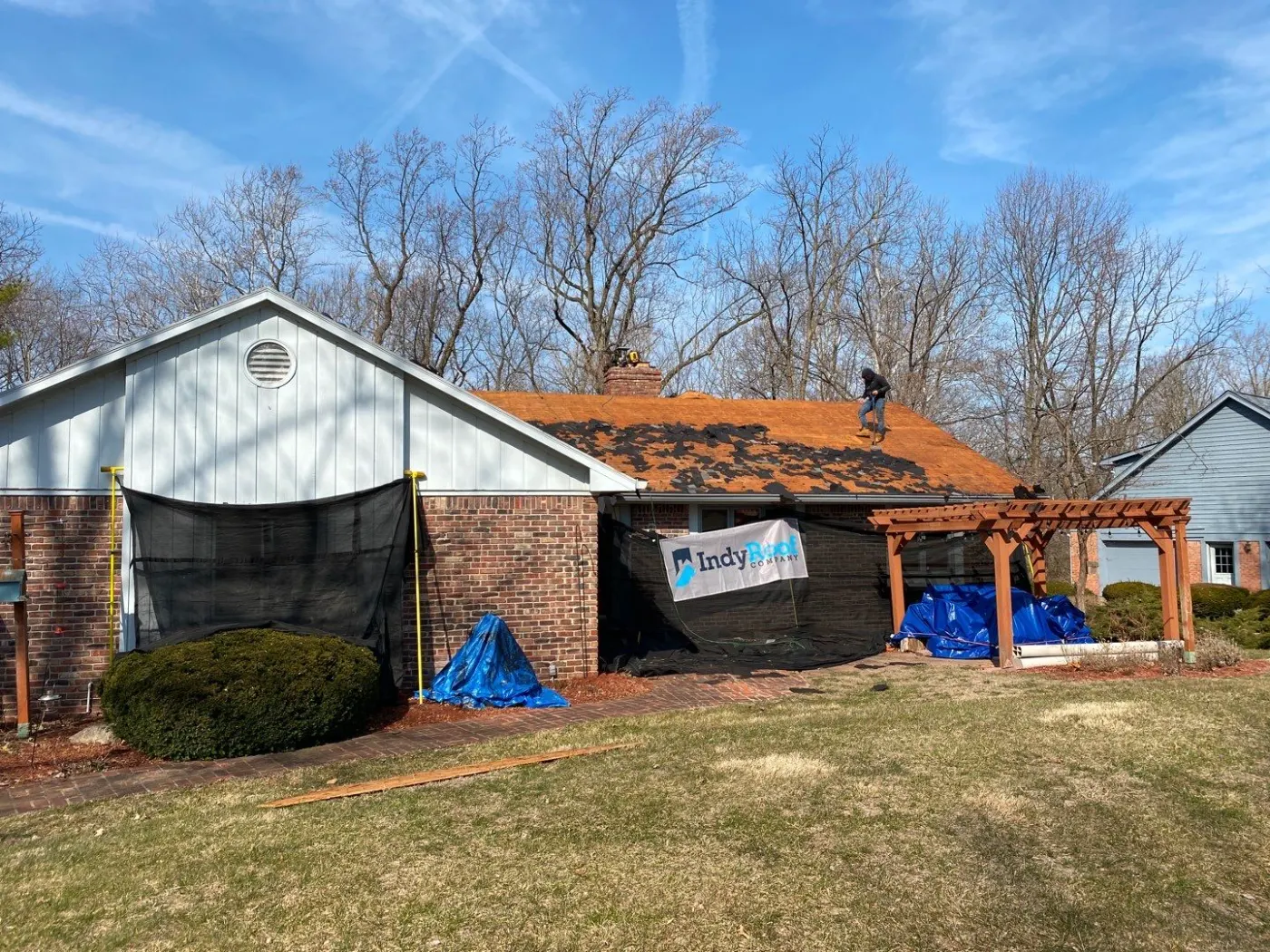 Tarping and dry-in on a Sandstone Lakes commercial roof